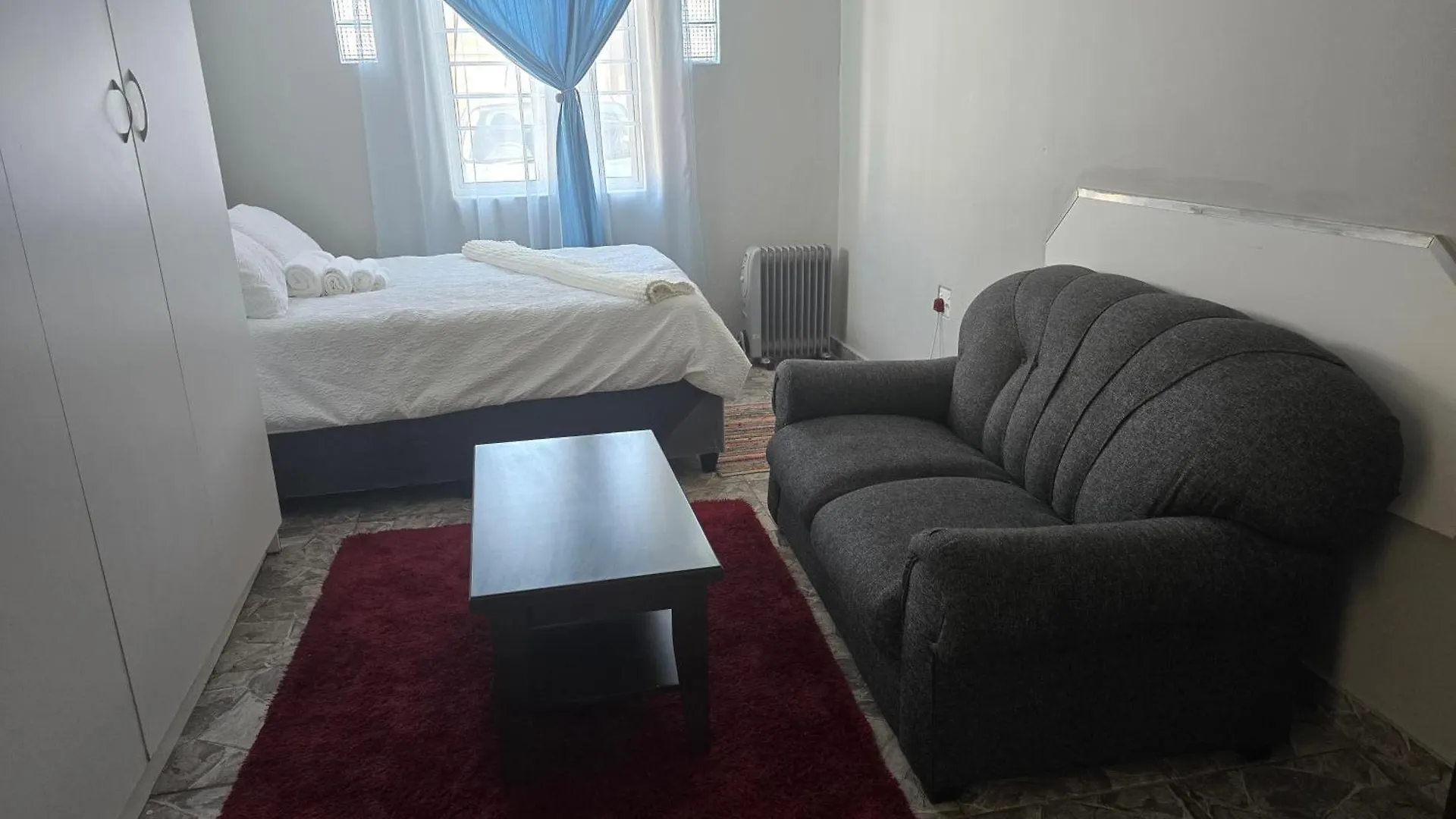 Cozy Home Away From Home Κέιπ Τάουν